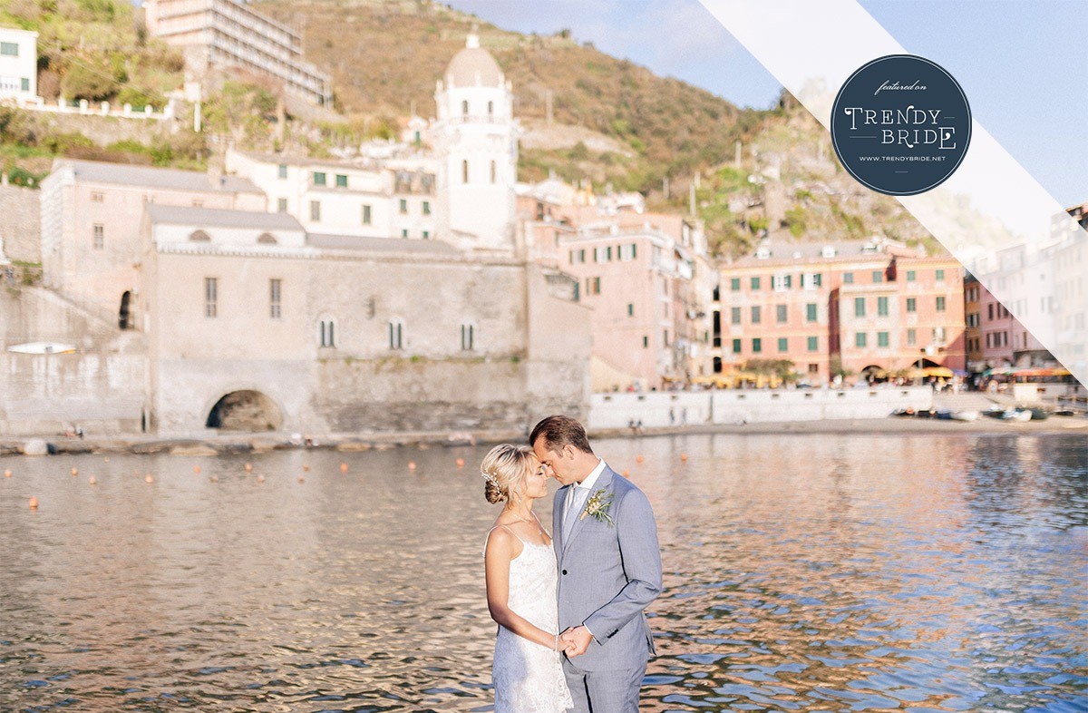 Romantic elopement in Cinque Terre