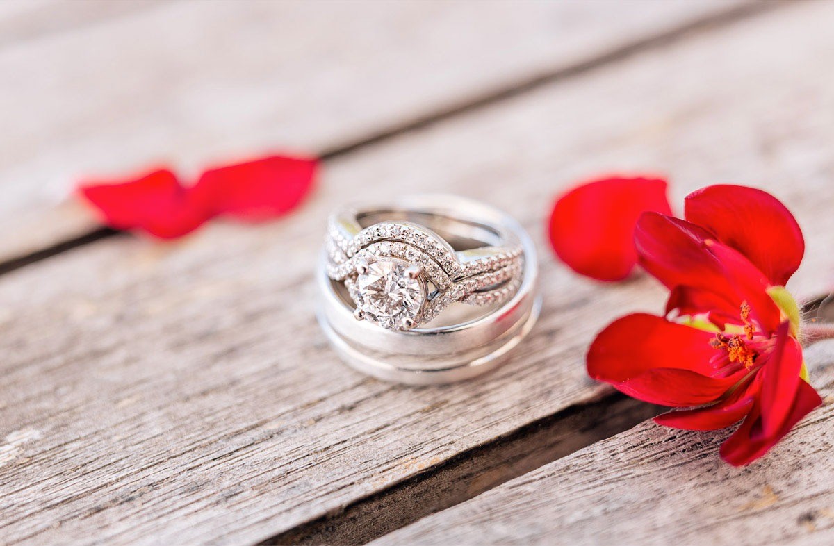 Engagement diamond ring in Cinque Terre